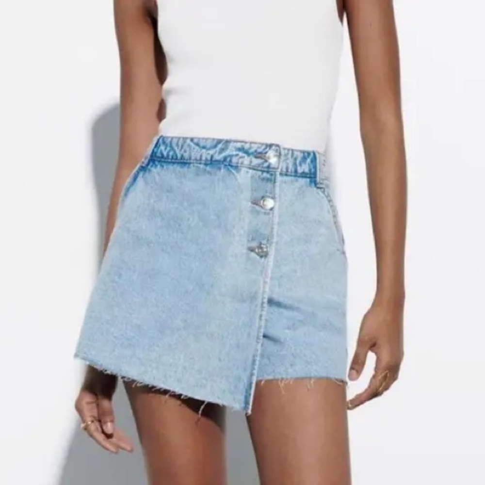 Zara Denim Buttoned Wrap Skort Size Medium